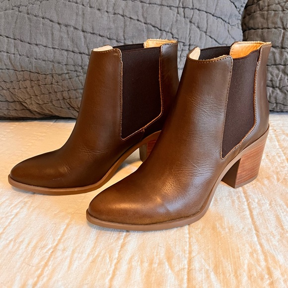 Nisolo Shoes - Nisolo Chelsea Commuter Boot size 9.5